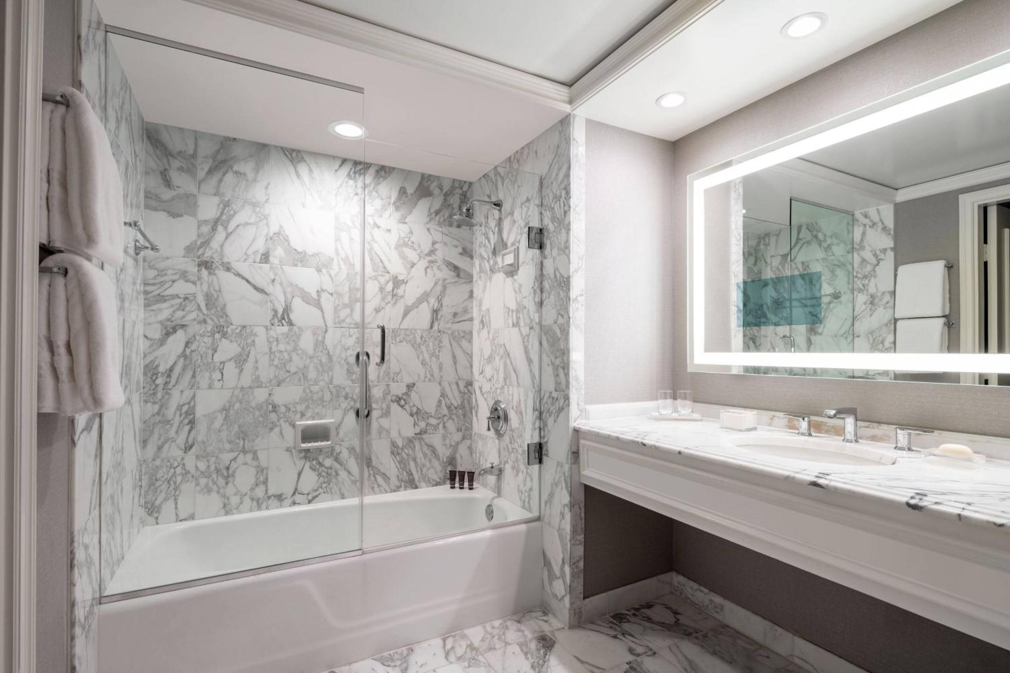 The Ritz-Carlton, St. Louis Hotel Clayton Bagian luar foto