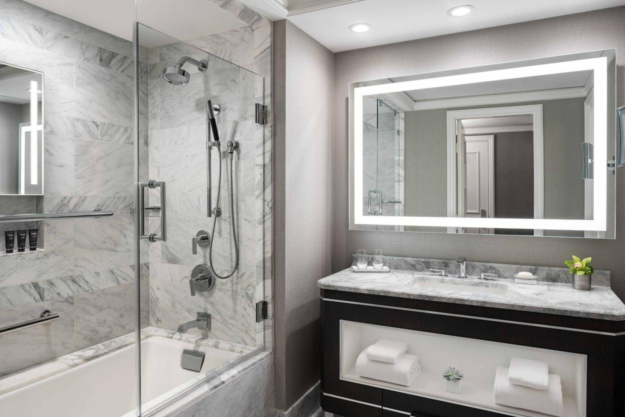 The Ritz-Carlton, St. Louis Hotel Clayton Bagian luar foto